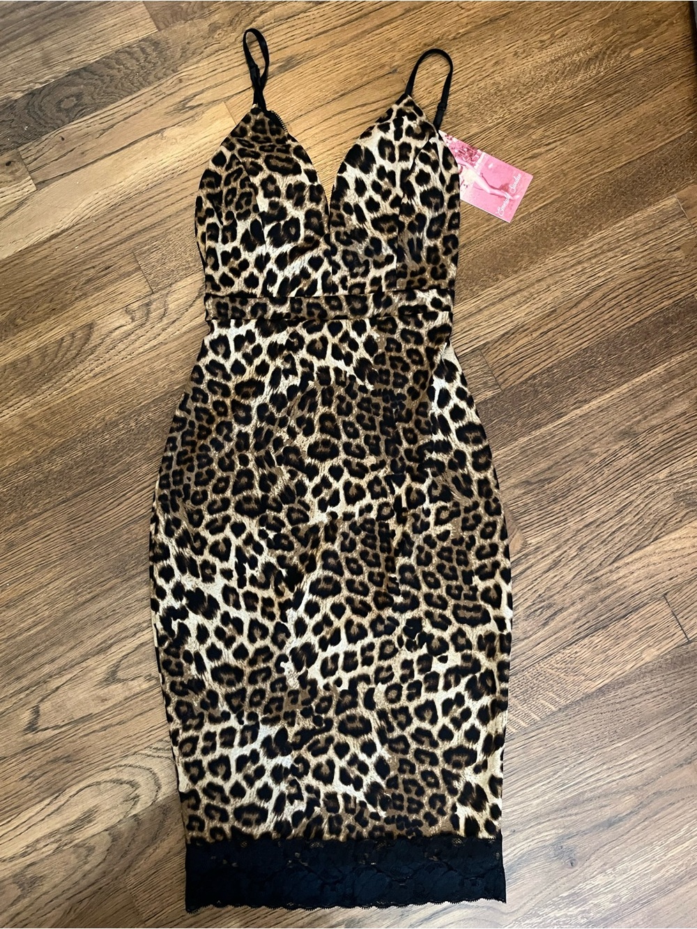 Leopard Print Bodycon Slip Dress with Lace Hem. NWT. XS.